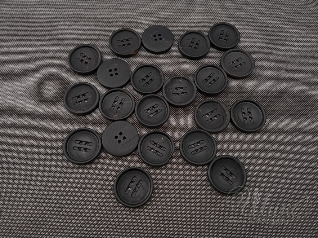2238-Б Пуговица Max Mara 1
